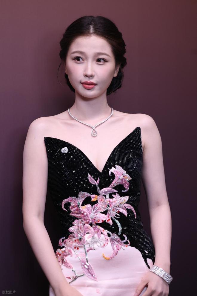 对接”藏着内娱多少难言之隐pg电子平台风波背后粉丝“(图3)